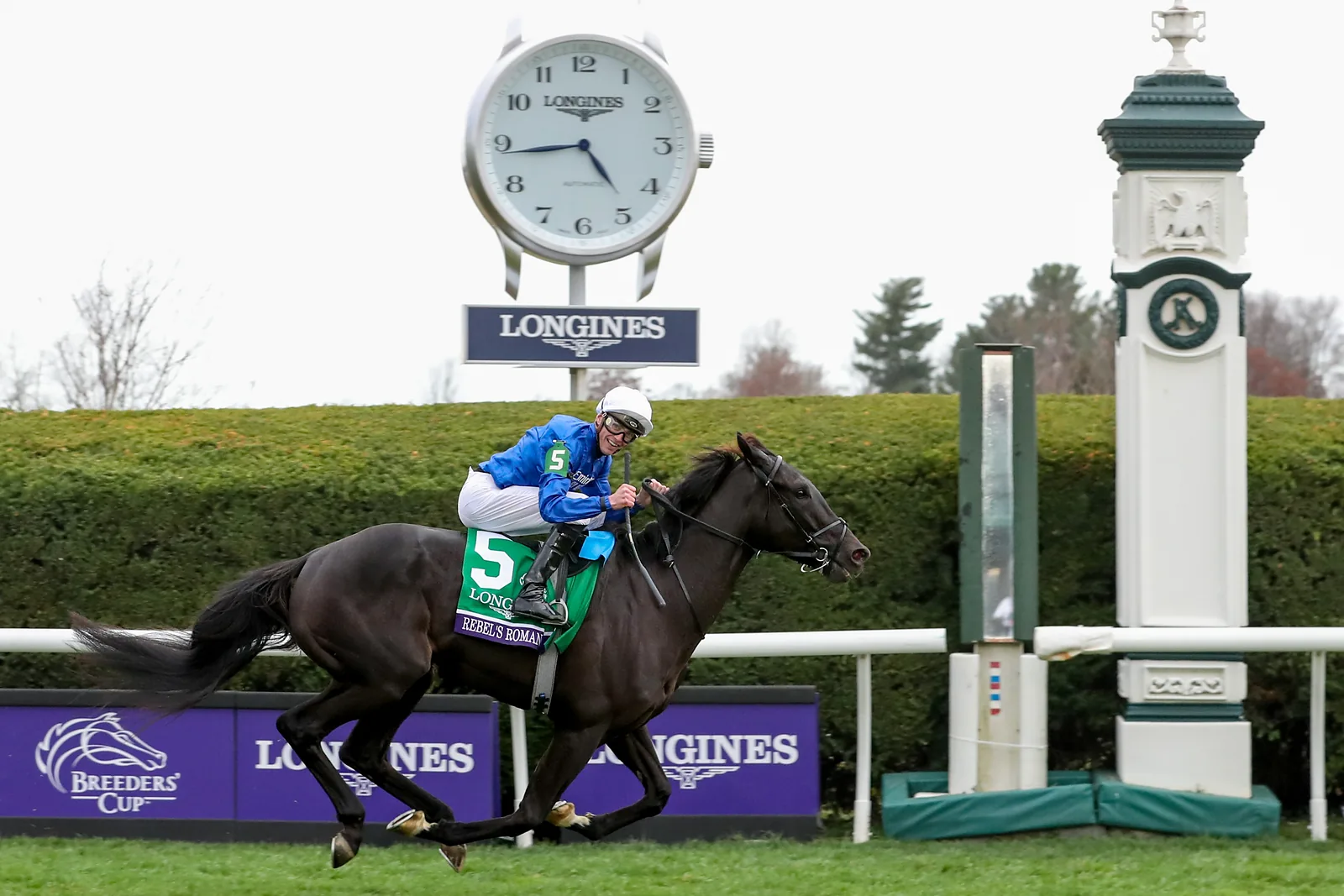Rebel’s Romance gewinnt unter James Doyle den Breeders’ Cup Turf 2022 in Keeneland
