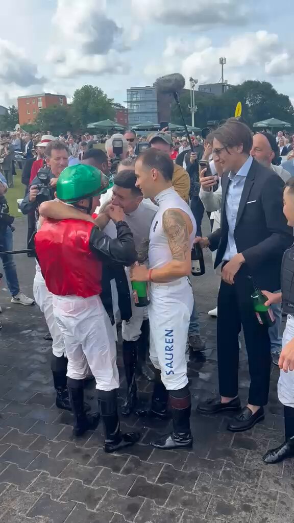 RT by @wettstar_de: A first Group 1 victory for jockey Wladimir Panov! 👏 Congratulations, Wladimir! #WorldPool | @wettstar_de