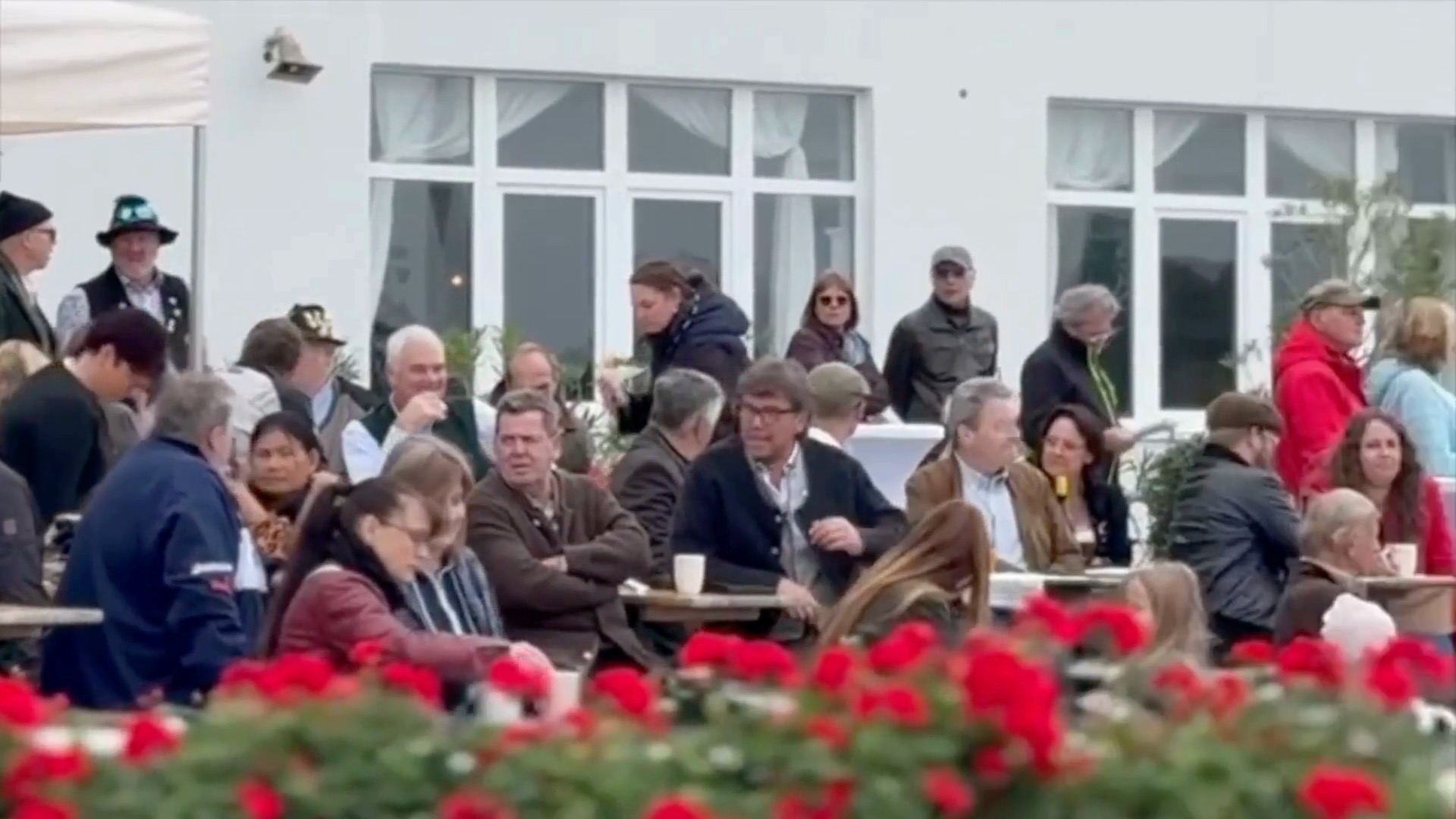 Trabrennbahn München-Daglfing startet in die Saison 2026 🍀 Sieben Rennen finden an...