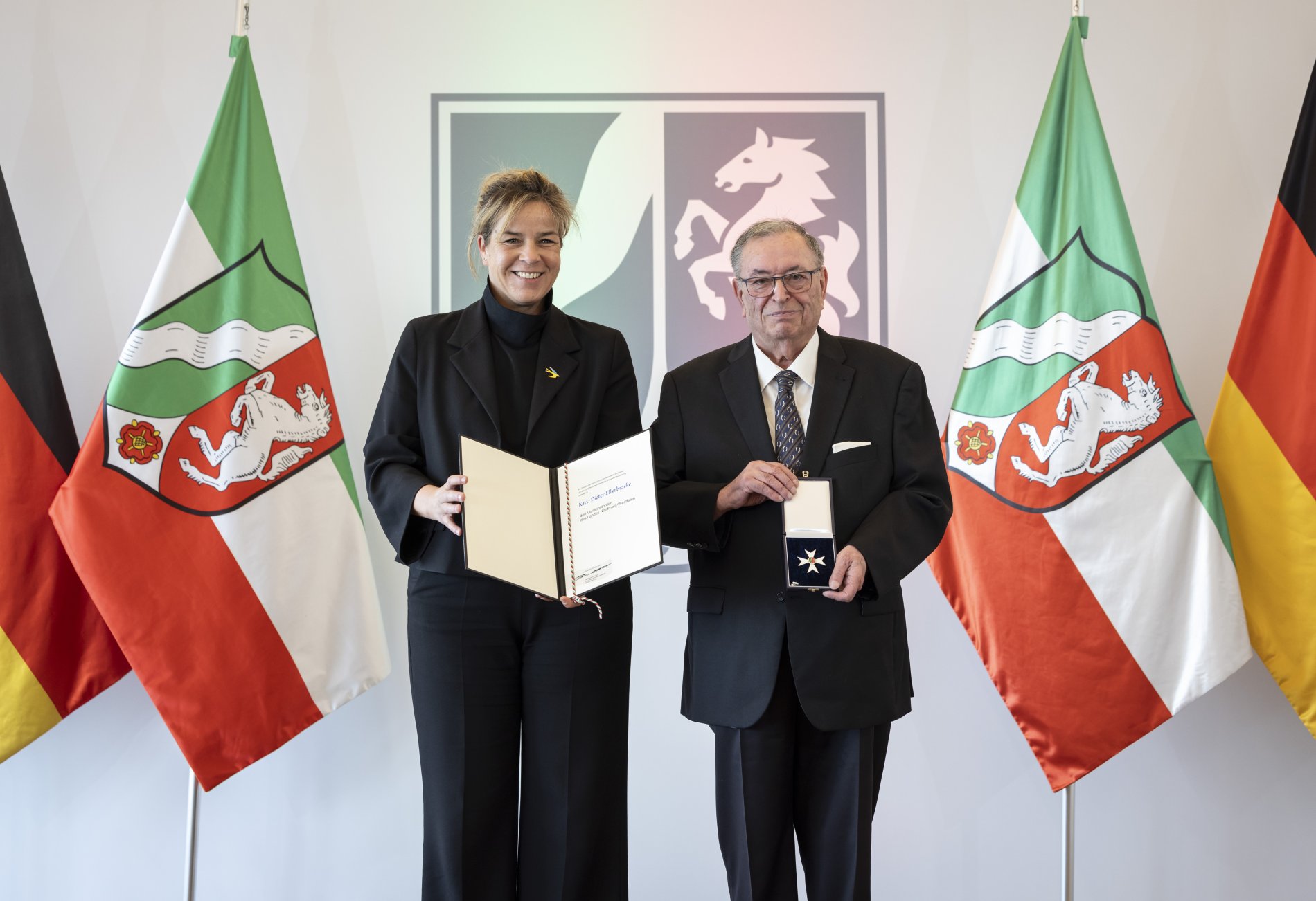 Große Ehre für den Galoppsport und eine beeindruckende Lebensleistung! Am 23. März...