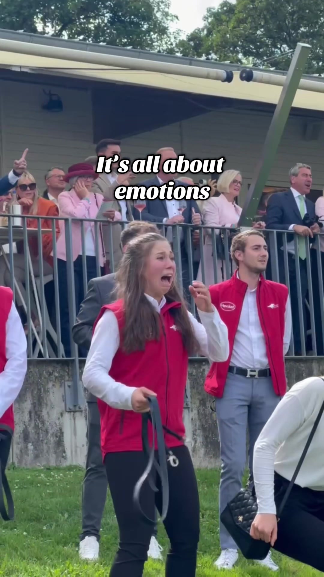 Riesen Emotionen nach dem Sieg von NICORENI und Leon Wolff im 167. Henkel-Preis der Diana - German Oaks 🥺 @Thorsten Castle @duesseldorf_galopp @corinn...