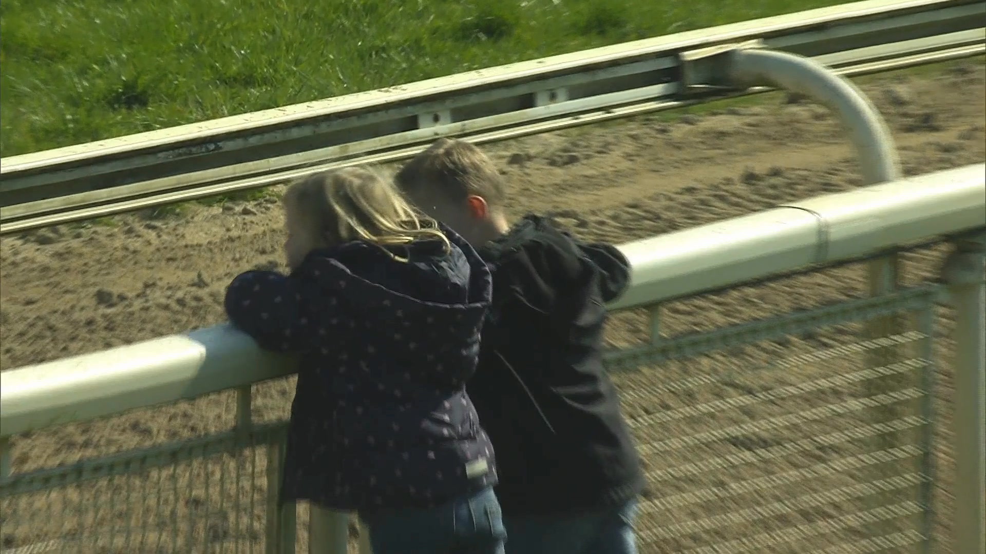 Der erste Renntag der "grünen Saison" ist Geschichte 🤩 In Mülheim wurden...