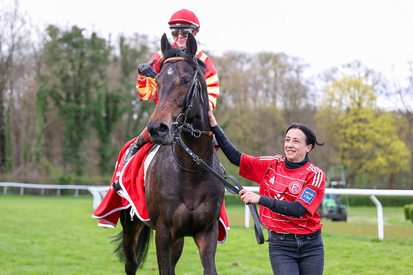 BEST LIGHTNING triumphiert in Mailand 🤩 Der 8-jährige Wallach konnte heute mit...